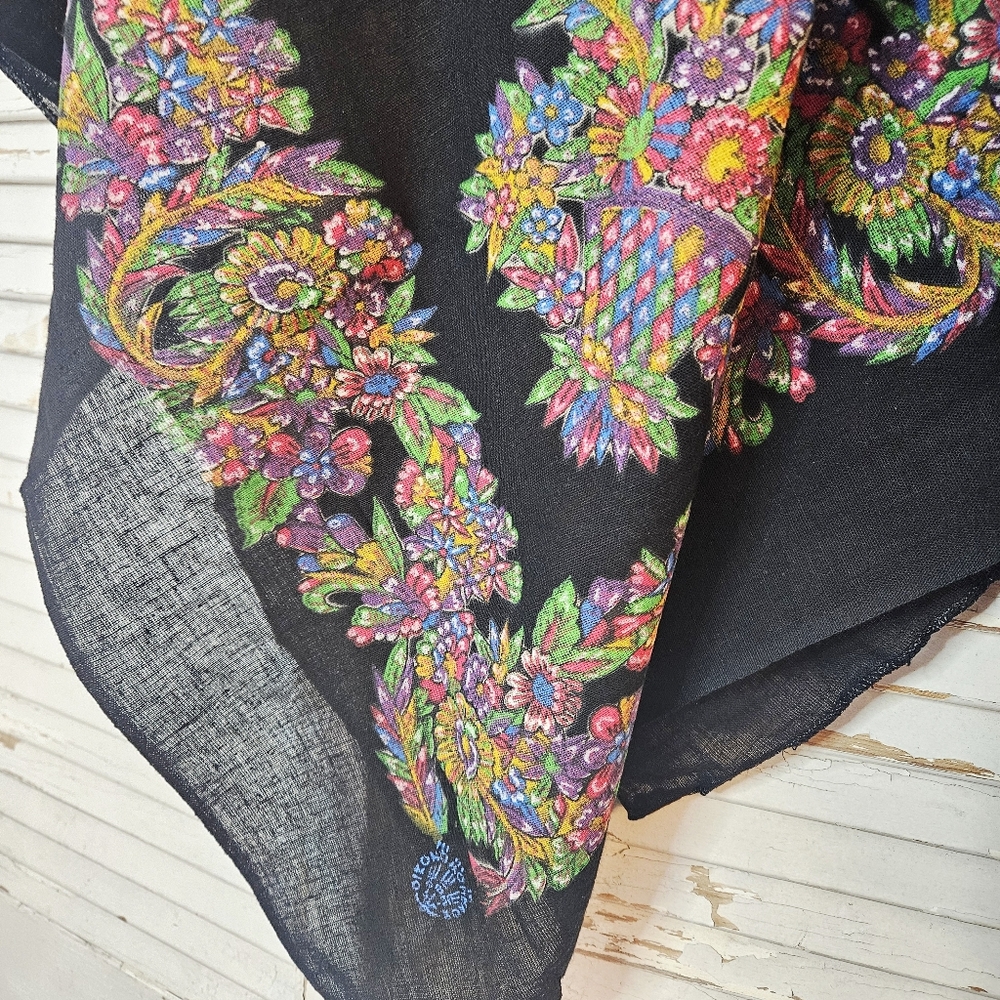 Vintage 70s Black Cotton Square Scarf/Shawl With Vibrant Printed Border Design - Picture 2 of 10